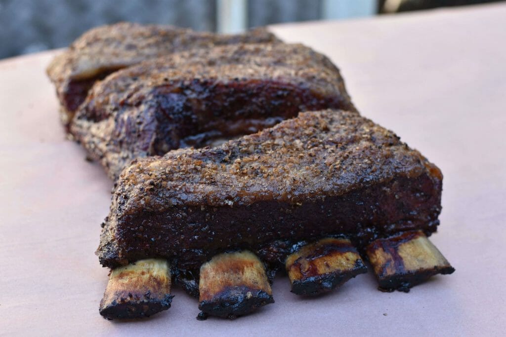 beef ribs on butchers paper, letting them rest