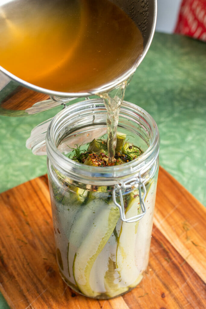 brine-for-pickle-in-the-smoke