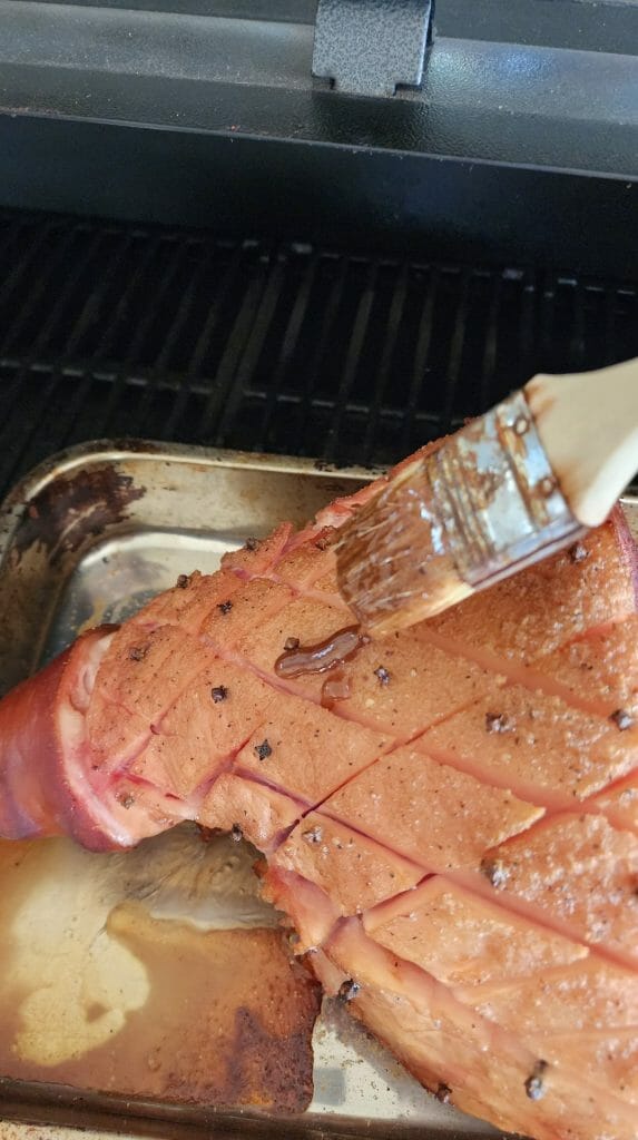 glaze-on-easter-ham