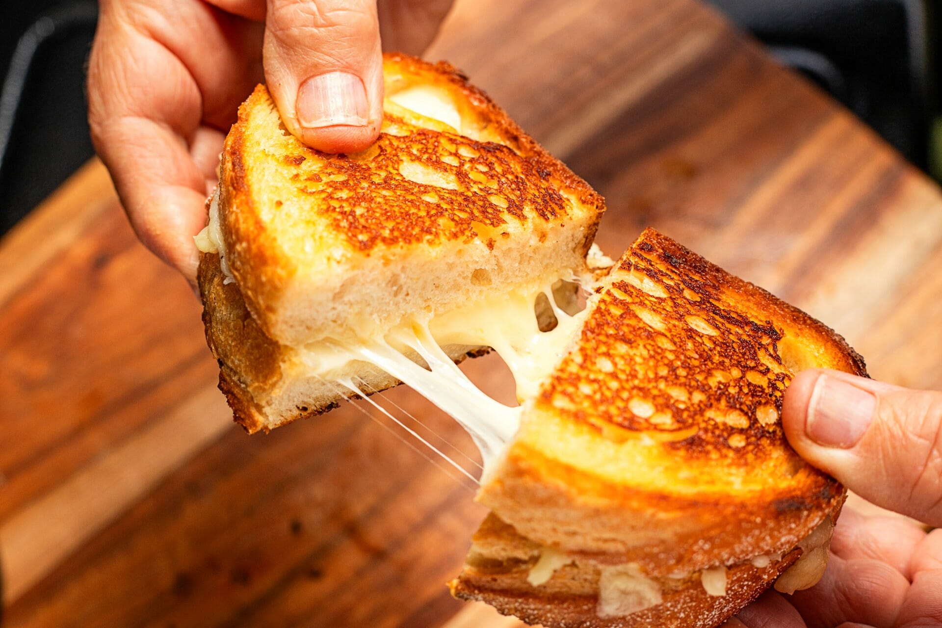 grilled-and-smoked-cheese-sandwich