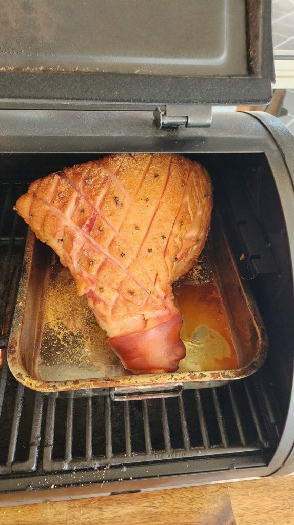 how-long-to-smoke-a-Double-Smoked-easter-Ham