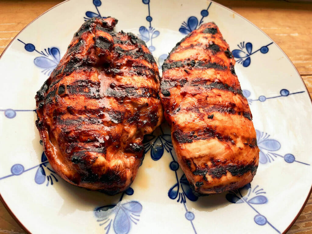 how-mustard-tenderizes-smoked-chicken-breast