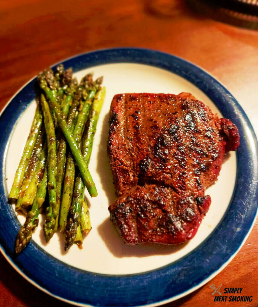 my-smoked-sirloin-steak-on-the-plate-ready-to-eat