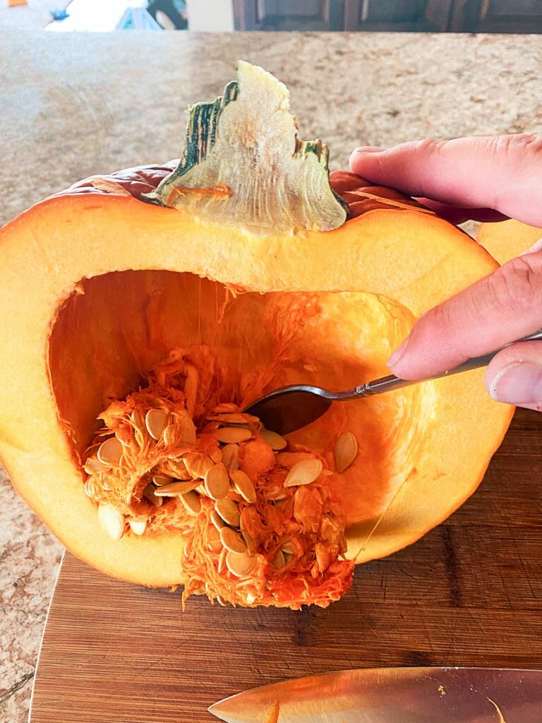 prepping-pumpkin-to-smoke-it-2