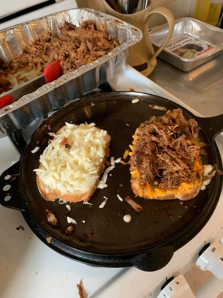 pulled pork grilled cheese sandwich