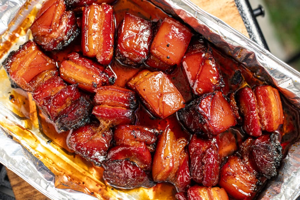 recipe-for-pork-belly-burnt-ends-sandwich