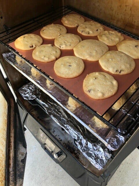 smoked chocolate chips cookies