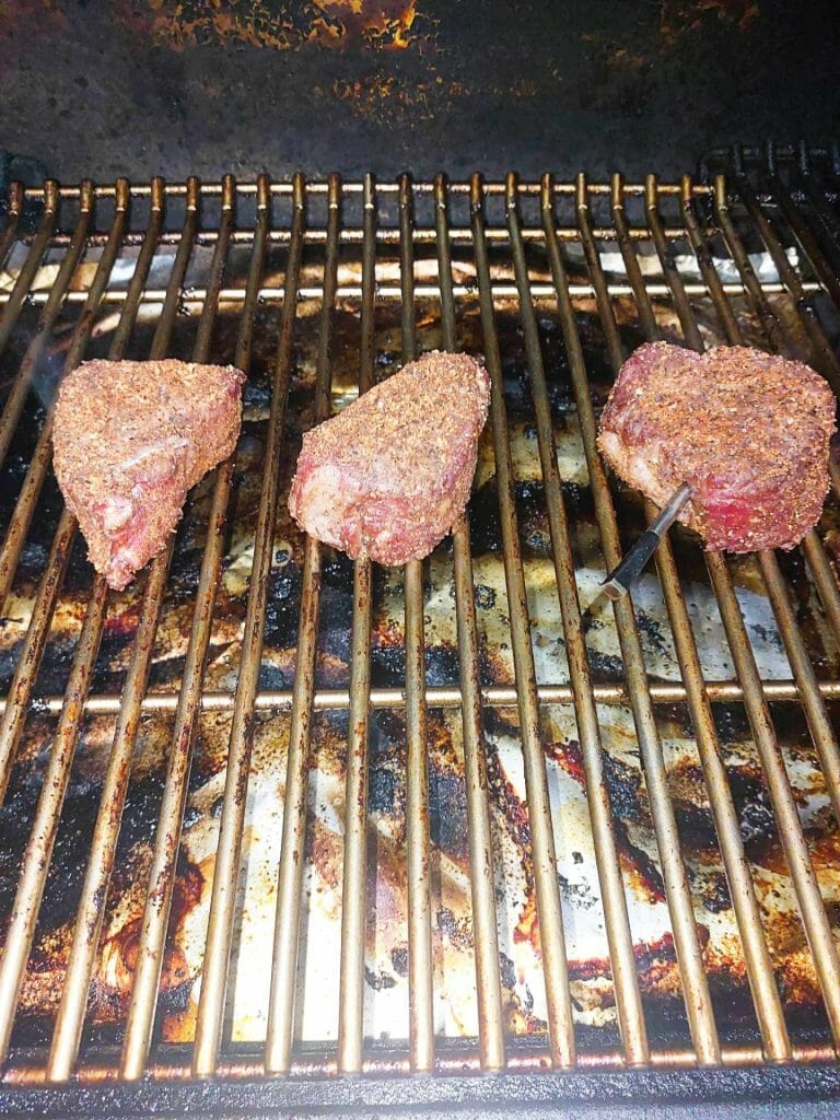 smoked-filet-mignon-traeger