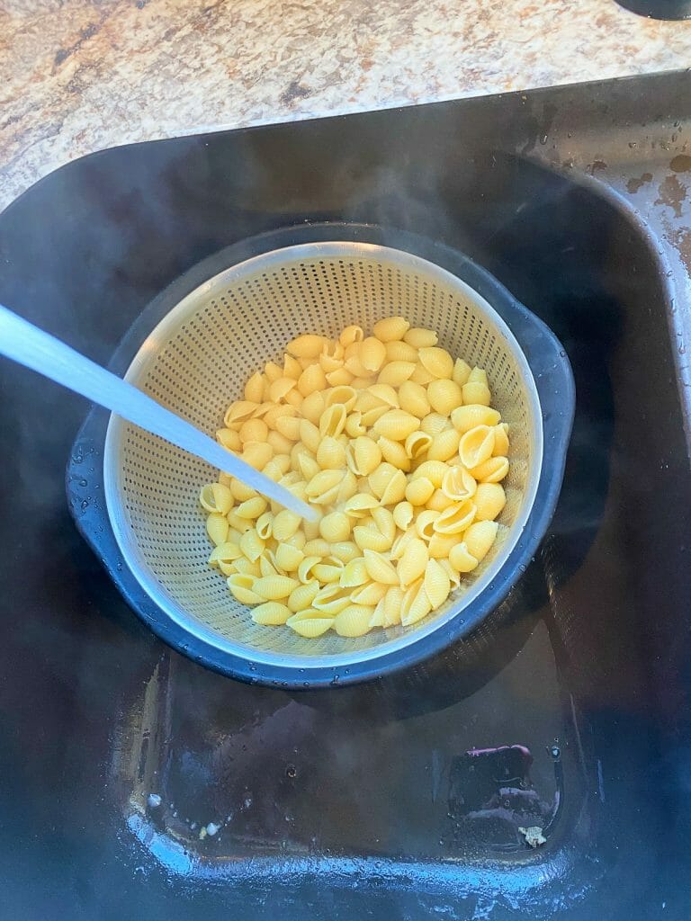 smoked-mac-and-cheese-with-bacon-recipe
