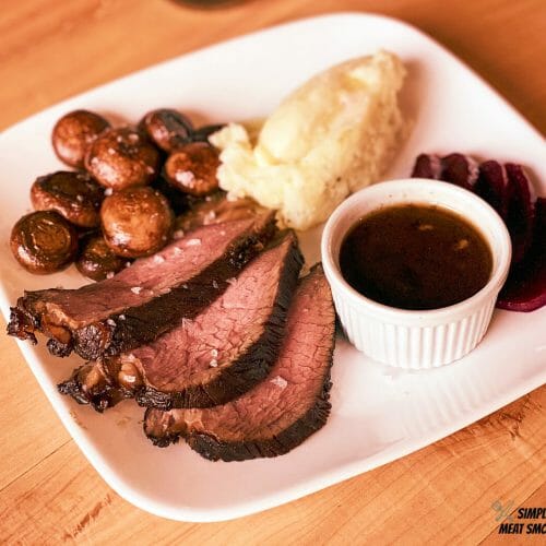 SOUS-VIDE-TRI-TIP-WITH-GRILLED-MUSHROOMS