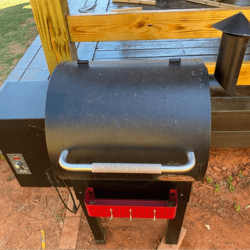 Traeger-Pellet-Box-Smoking